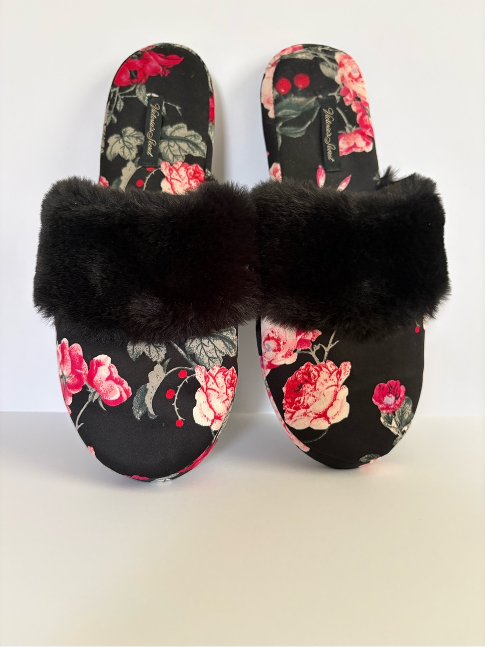 Victoria's Secret Signature Satin Faux Fur Trim Slippers Black Floral Size 7-8 M